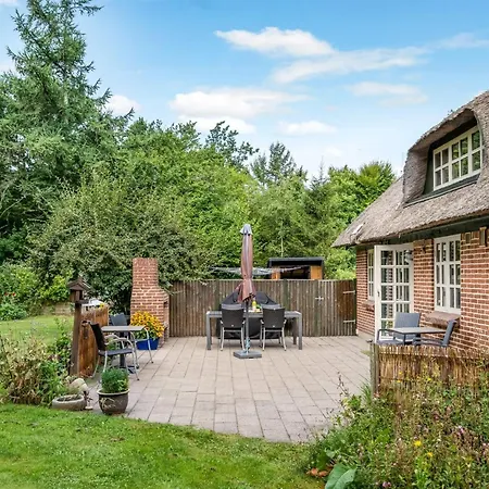 Hilaria - 2-1km From The Sea By Interhome בית נופש *