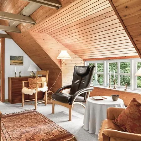 Hilaria - 2-1km From The Sea By Interhome *